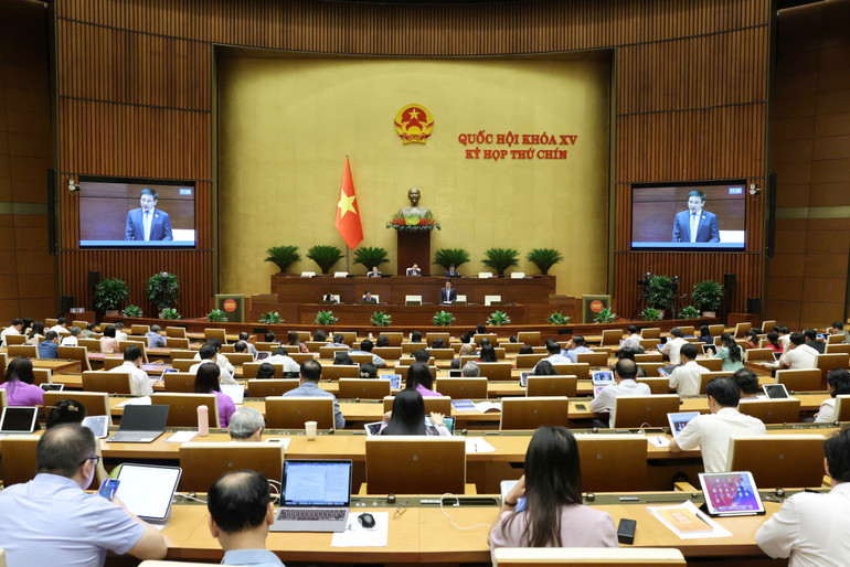 Quang cảnh phiên thảo luận của Quốc hội. (Ảnh: DUY LINH)