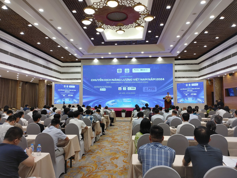 Quang cảnh Diễn đàn Chuyển dịch năng lượng Việt Nam năm 2024. (Ảnh: TRUNG HƯNG)