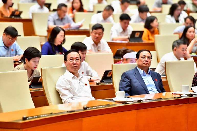 Chủ tịch nước Võ Văn Thưởng và Thủ tướng Chính phủ Phạm Minh Chính tham dự phiên họp. (Ảnh: ĐĂNG KHOA)