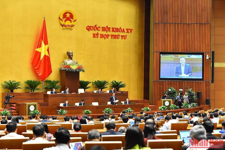 Quang cảnh phiên chất vấn của Quốc hội về lĩnh vực thanh tra sáng 5/11. (Ảnh: THỦY NGUYÊN)