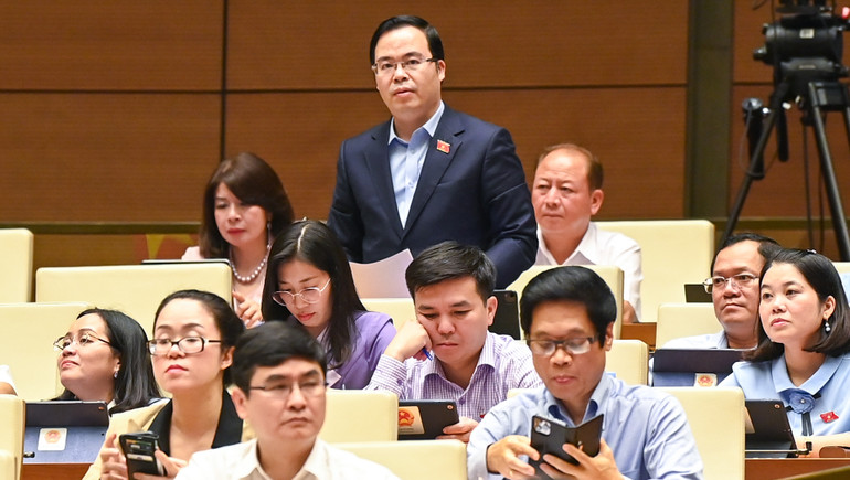 Đại biểu Quốc hội Trần Văn Khải, Đoàn đại biểu Quốc hội tỉnh Hà Nam. (Ảnh: DUY LINH)