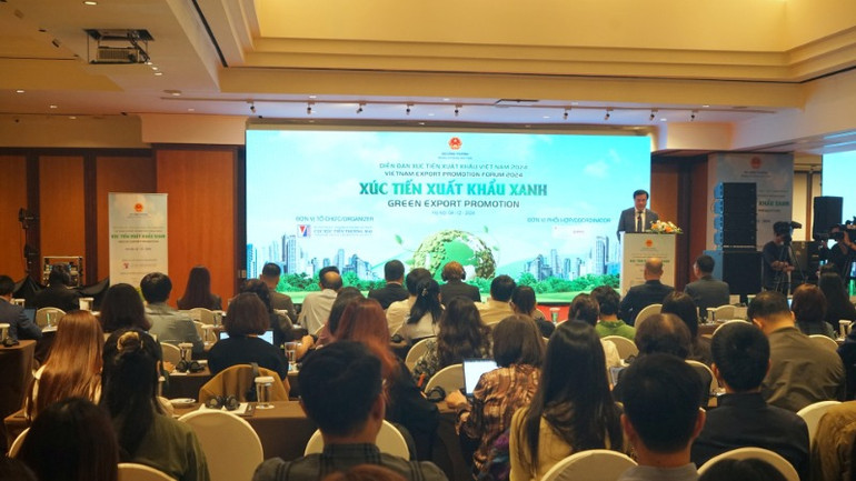 Quang cảnh diễn đàn. (Ảnh: TRUNG HƯNG)