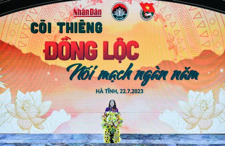 Phó Chủ tịch nước Võ Thị Ánh Xuân phát biểu tại chương trình. (Ảnh: THÀNH ĐẠT)