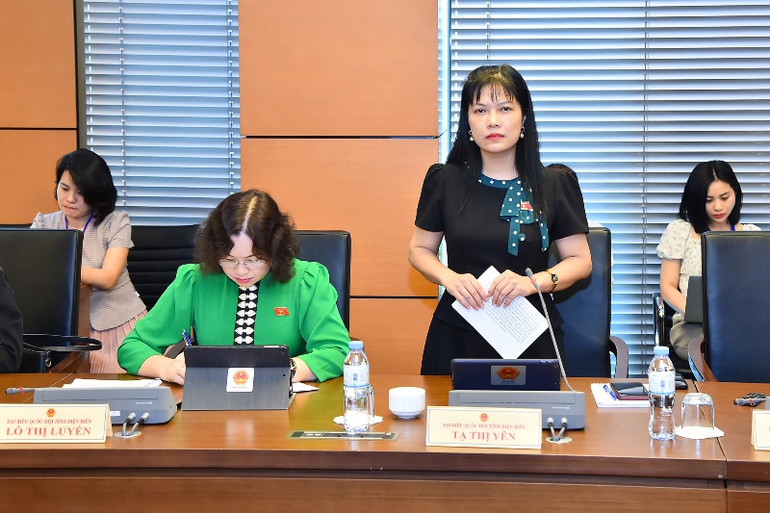 Đại biểu Tạ Thị Yên - Đoàn đại biểu Quốc hội tỉnh Điện Biên. (Ảnh: THỦY NGUYÊN)