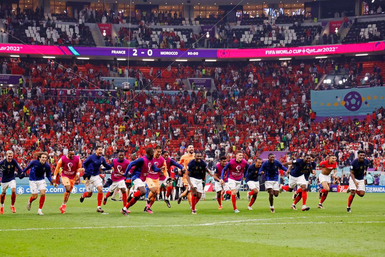 Vượt qua đối thủ khó chịu Maroc, Pháp đang đứng trước cơ hội lớn để bảo vệ thành công ngôi vô địch World Cup. (Ảnh: Reuters)