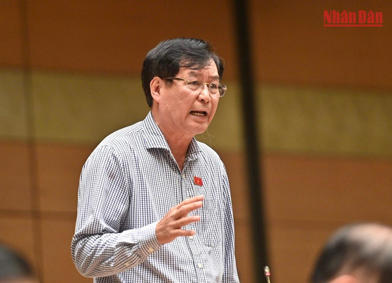 Đại biểu Trần Công Phàn - Đoàn đại biểu Quốc hội tỉnh Bình Dương. (Ảnh: ĐĂNG KHOA)