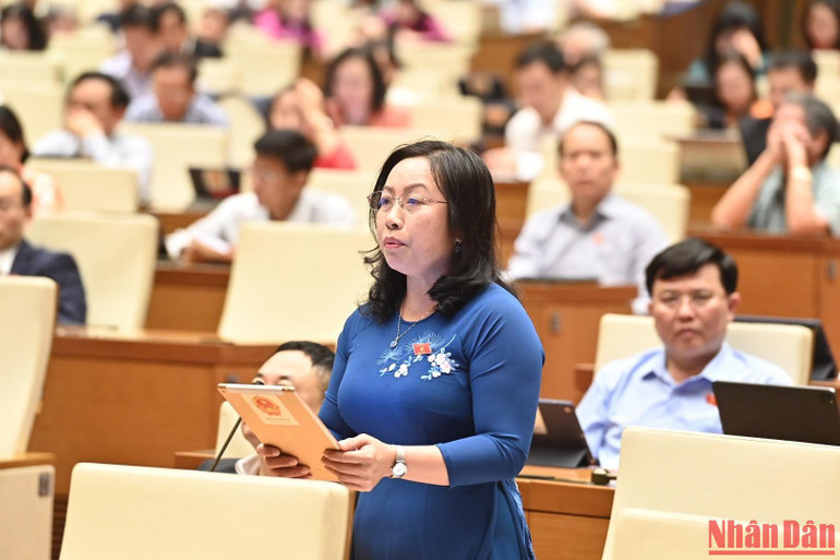 Đại biểu Thái Thu Xương - Đoàn đại biểu Quốc hội tỉnh Hậu Giang. Ảnh: ĐĂNG KHOA