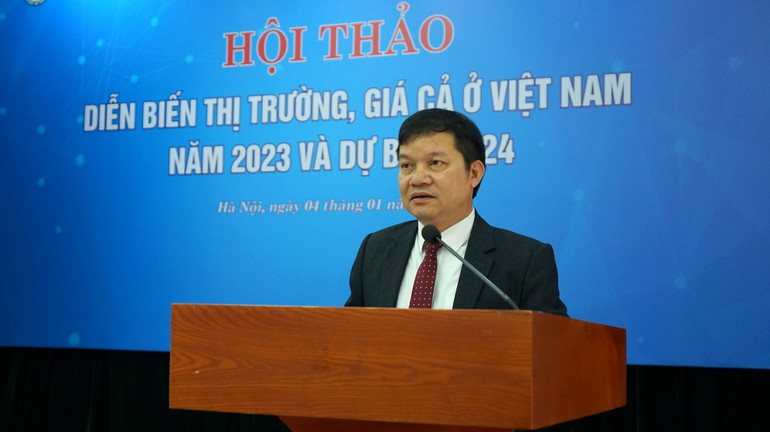 PGS, TS Nguyễn Mạnh Thiều, Phó Giám đốc Học viện Tài chính phát biểu. (Ảnh: TRUNG HƯNG)