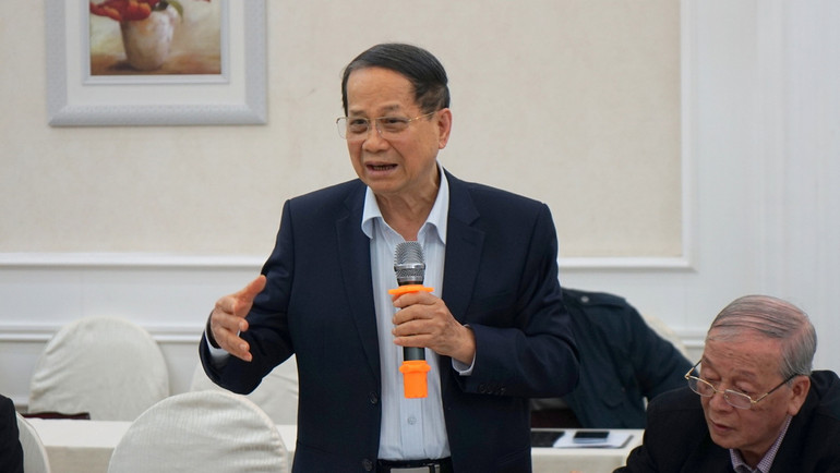 PGS, TS Ngô Trí Long phát biểu. (Ảnh: TRUNG HƯNG)