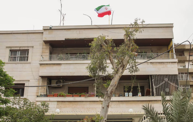 Tòa nhà lãnh sự quán mới của Iran sau khi lãnh sự quán Iran ở Damascus bị tấn công, Damascus, Syria, ngày 8/4/2024. (Ảnh: Reuters) Tòa nhà lãnh sự quán mới của Iran sau khi lãnh sự quán Iran ở Damascus bị tấn công, Damascus, Syria, ngày 8/4/2024. (Ảnh: Reuters)