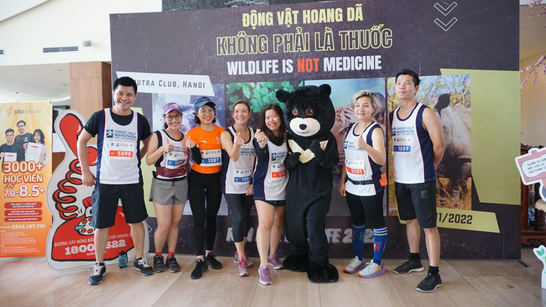 Cùng lan tỏa thông điệp “Động vật hoang dã không phải là thuốc”. Cùng lan tỏa thông điệp “Động vật hoang dã không phải là thuốc”.