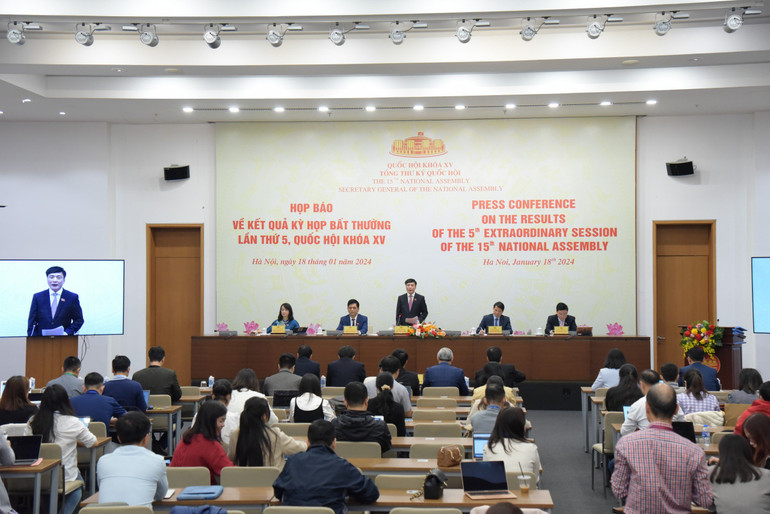 Quang cảnh họp báo. (Ảnh: DUY LINH)