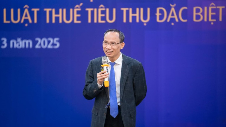 TS Cấn Văn Lực. (Ảnh: TRUNG HƯNG)