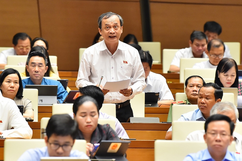 Đại biểu Nguyễn Thanh Phương (Cần Thơ) phát biểu. (Ảnh: THỦY NGUYÊN)