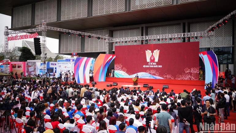 Toàn cảnh Lễ bế mạc Hội Báo toàn quốc năm 2023. (Ảnh: THÀNH ĐẠT)
