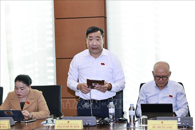 Đại biểu Thạch Phước Bình (Trà Vinh) phát biểu. (Ảnh: TTXVN)