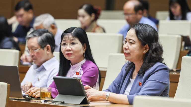 Các đại biểu Quốc hội tham dự phiên họp. (Ảnh: DUY LINH)