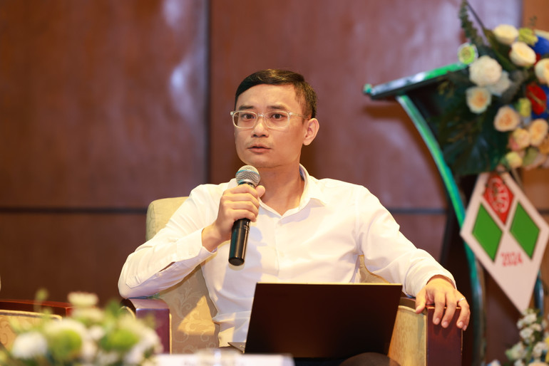 Ông Nguyễn Thi, đại diện Vụ Pháp chế, Bộ Tài nguyên và Môi trường.