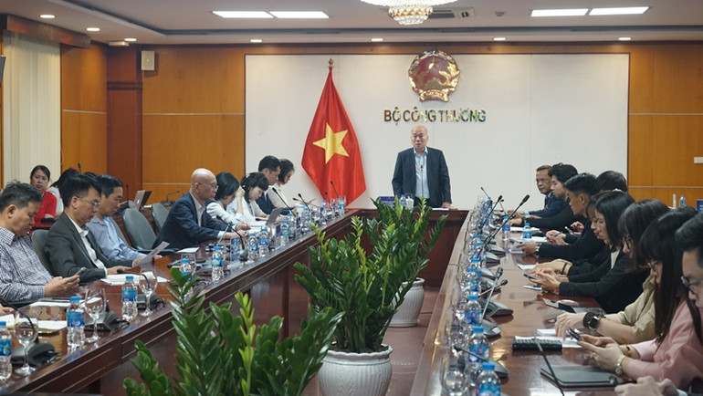 Quang cảnh hội nghị. (Ảnh: TRUNG HƯNG)