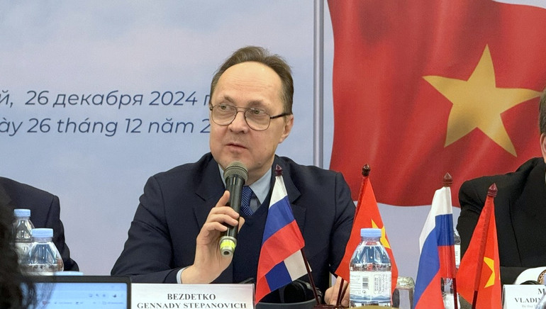 Đại sứ Liên bang Nga tại Việt Nam G.S. Bezdetko phát biểu. (Ảnh: TRUNG HƯNG)