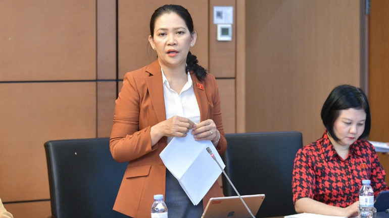 Đại biểu Huỳnh Thị Ánh Sương - Đoàn đại biểu Quốc hội tỉnh Quảng Ngãi.