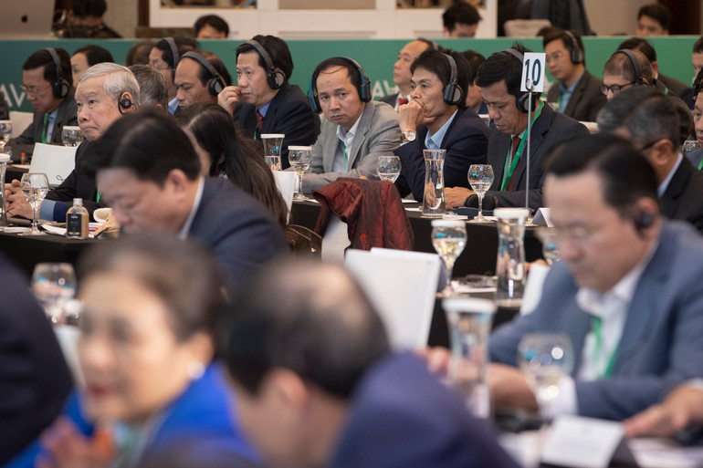 Các đại biểu tham dự Phiên toàn thể thứ nhất trong khuôn khổ Diễn đàn Tương lai ASEAN 2025. (Ảnh: SƠN TÙNG)