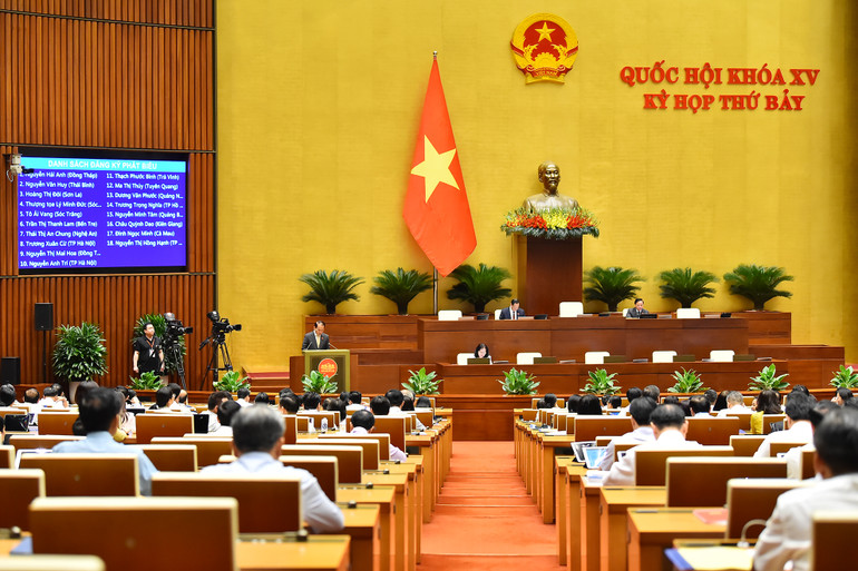 Quang cảnh phiên họp của Quốc hội sáng 30/5. (Ảnh: THỦY NGUYÊN) Quang cảnh phiên họp của Quốc hội sáng 30/5. (Ảnh: THỦY NGUYÊN)