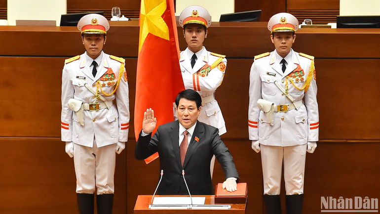 Chủ tịch nước Cộng hòa xã hội chủ nghĩa Việt Nam Lương Cường tuyên thệ nhậm chức. (Ảnh: THỦY NGUYÊN)