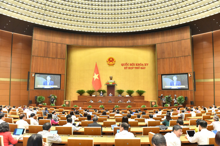 Quang cảnh phiên họp của Quốc hội về dự thảo Luật Đất đai (sửa đổi). (Ảnh: ĐĂNG KHOA)