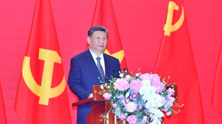 Tổng Bí thư, Chủ tịch Trung Quốc Tập Cận Bình phát biểu tại Gặp gỡ hữu nghị nhân dân Việt Nam-Trung Quốc. (Ảnh: ĐĂNG KHOA) Tổng Bí thư, Chủ tịch Trung Quốc Tập Cận Bình phát biểu tại Gặp gỡ hữu nghị nhân dân Việt Nam-Trung Quốc. (Ảnh: ĐĂNG KHOA)