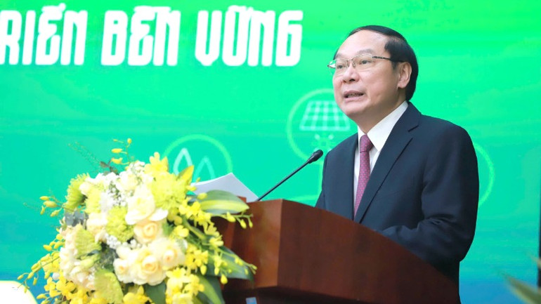 Thứ trưởng Nông nghiệp và Môi trường Lê Công Thành phát biểu.