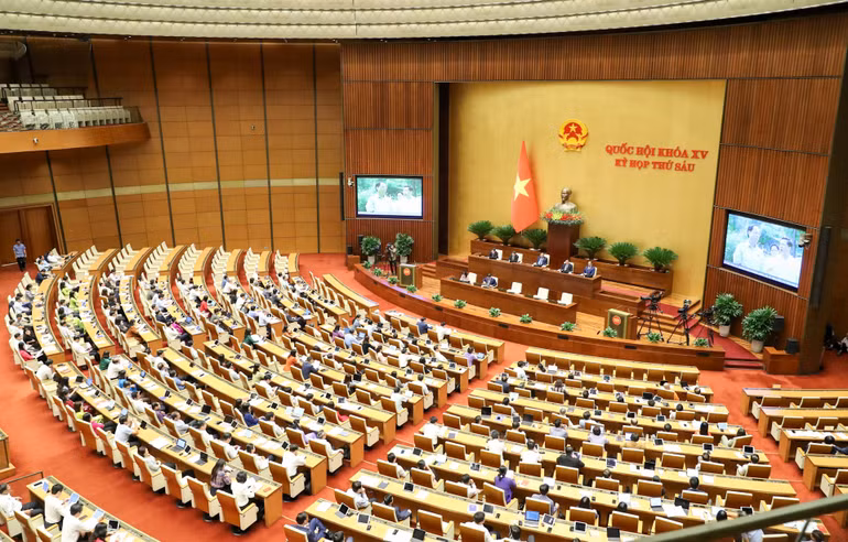 Quang cảnh phiên họp của Quốc hội sáng 30/10. (Ảnh: DUY LINH) Quang cảnh phiên họp của Quốc hội sáng 30/10. (Ảnh: DUY LINH)