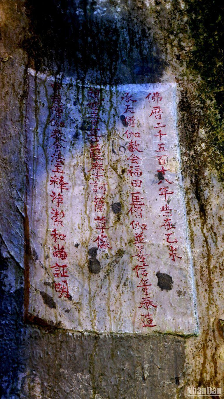 Hình ảnh ma nhai tại Danh thắng đặc biệt Ngũ Hành Sơn.