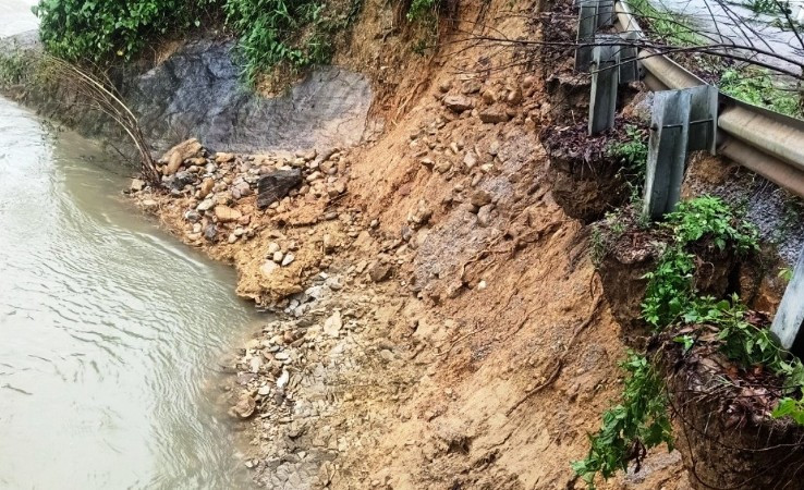 Huyện Quảng Điền đề phòng sạt lở bờ sông Bồ qua các xã Quảng Phú, Quảng Thọ…