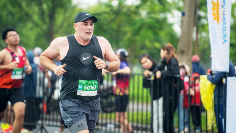 Sôi động Giải VnExpress Marathon Huế 2025 ảnh 16