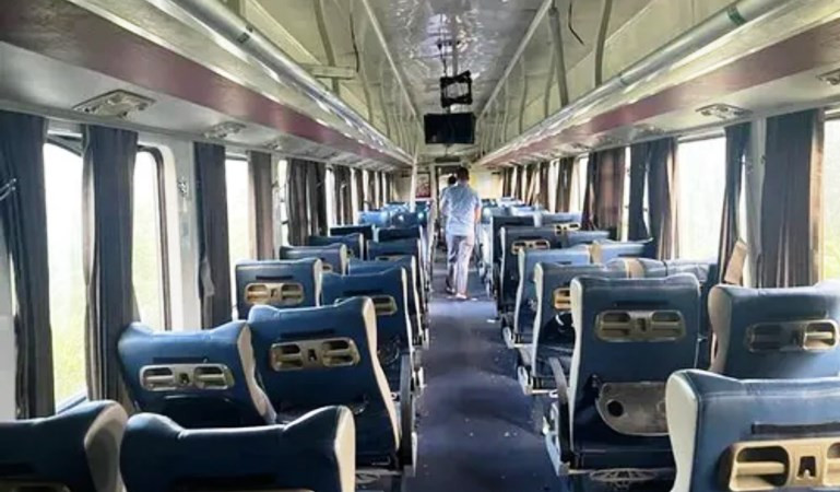 Thời điểm tàu SE2 bị trật bánh, trên tàu có tổng cộng 270 hành khách.