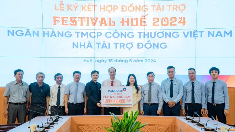 Ngân hàng VietinBank tiếp tục là “Nhà tài trợ Đồng” cho Festival Huế 2024.