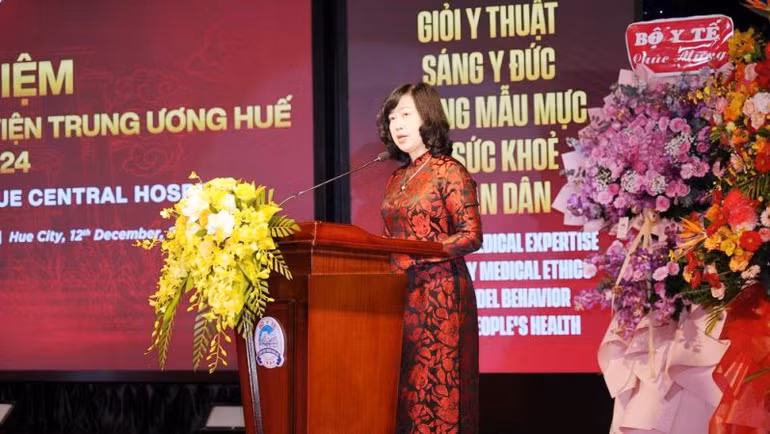 Bộ trưởng Y tế Đào Hồng Lan phát biểu tại buổi lễ.