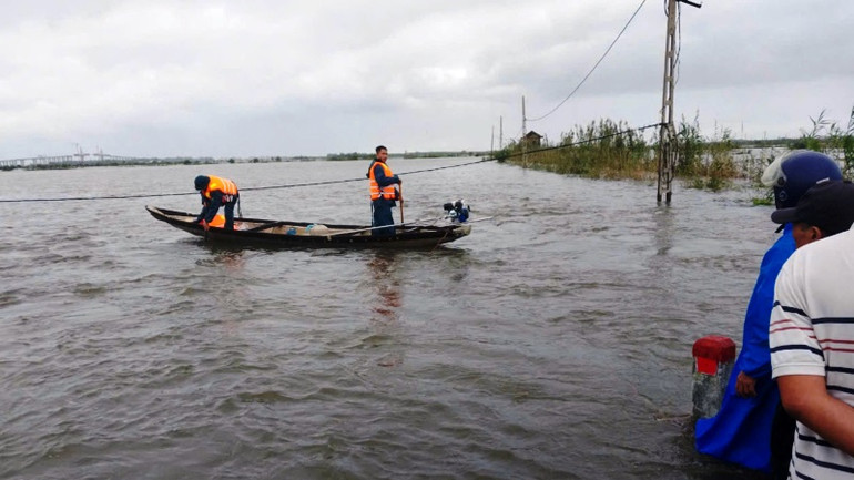 Lực lượng chức năng đã tìm thấy thi thể người đàn ông gặp nạn ở xã Hương Phong (thành phố Huế). (Ảnh: CTV)