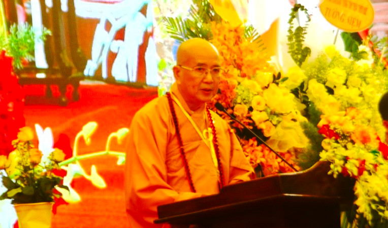 Hòa thượng Thích Khế Chơn, Phó Chủ tịch Hội đồng trị sự Giáo hội Phật giáo Việt Nam, Trưởng Ban Trị sự Giáo hội Phật giáo Việt Nam tỉnh Thừa Thiên Huế phát biểu.