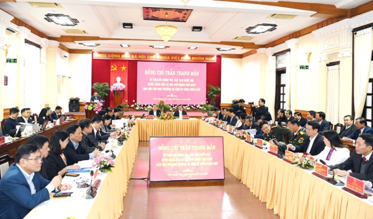 Quang cảnh cuộc làm việc.