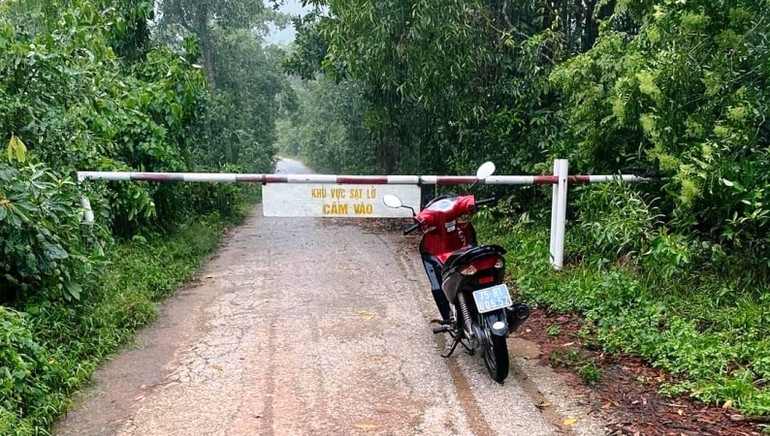 Cấm đường 71 từ xã Phong Xuân đi đến các công trình hồ thủy điện Rào Trăng 3, Rào Trăng 4, A Lin B1,B2…