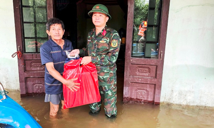 Công tác khắc phục, hỗ trợ nhân dân vùng thấp trũng được các ban, ngành ưu tiên triển khai.