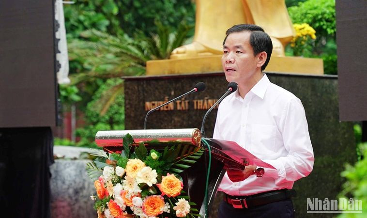 Chủ tịch Ủy ban nhân dân tỉnh Thừa Thiên Huế Nguyễn Văn Phương phát biểu.