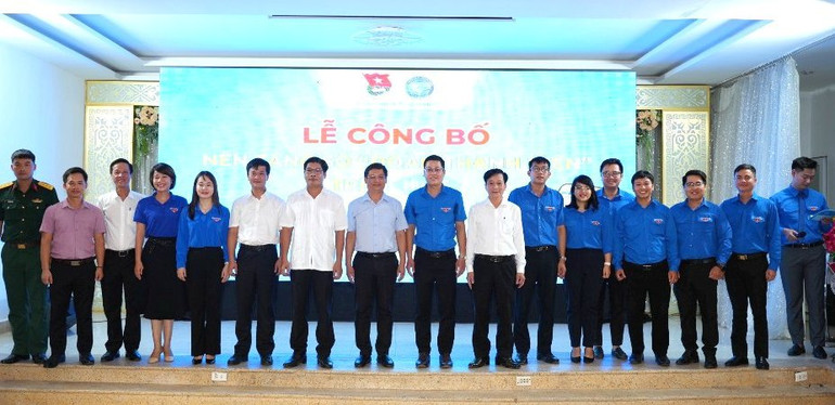 Ra mắt Ban Biên tập, Tổ thông tin-tuyên truyền Đoàn TNCS Hồ Chí Minh tỉnh Thừa Thiên Huế, nhiệm kỳ 2022-2027.