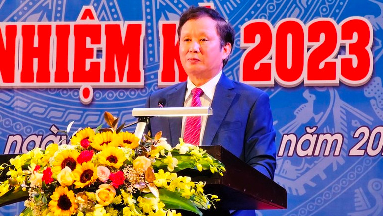 Đồng chí Bí thư Tỉnh ủy Lê Trường Lưu phát biểu chỉ đạo Đại hội.