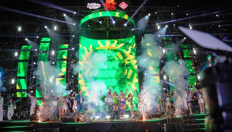 Những màn trình diễn nghệ thuật sôi động khép lại, chào đón năm mới và Festival Huế 2024