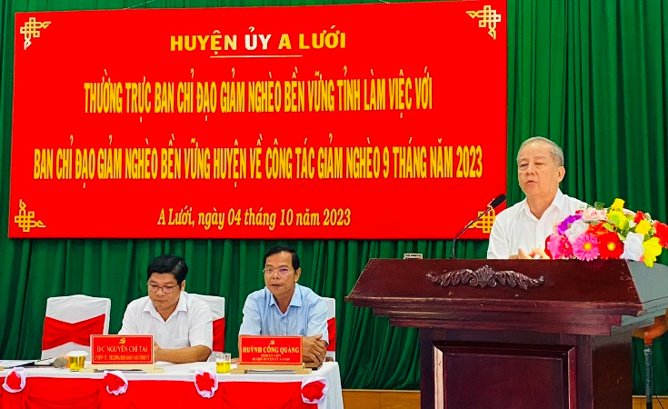 Đồng chí Phó Bí thư Thường trực Tỉnh ủy Phan Ngọc Thọ phát biểu chỉ đạo tại buổi làm việc. (Ảnh: THANH ĐỊNH)