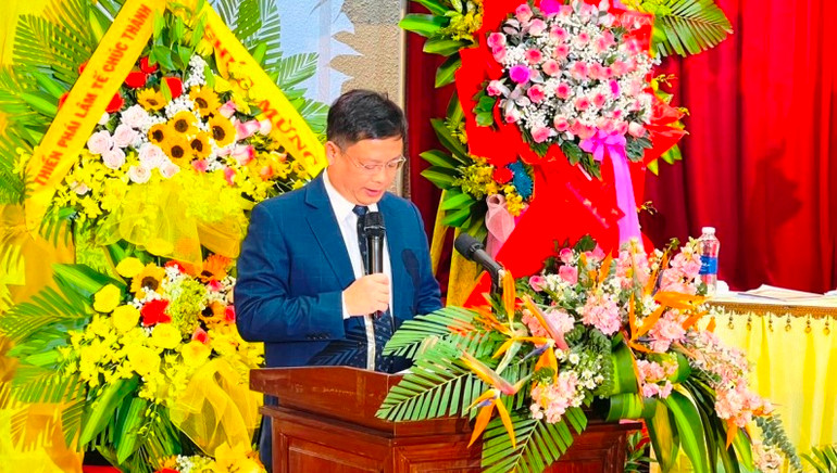 Phó Chủ tịch Thường trực Ủy ban nhân dân tỉnh Nguyễn Thanh Bình phát biểu chúc mừng hội thảo.