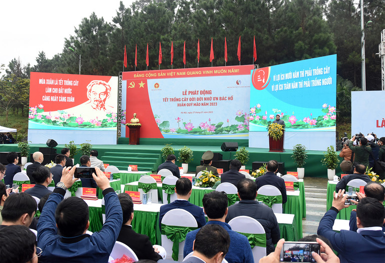 Quang cảnh buổi lễ.